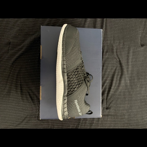 BRAND NEW Reebok Print Work ULTK